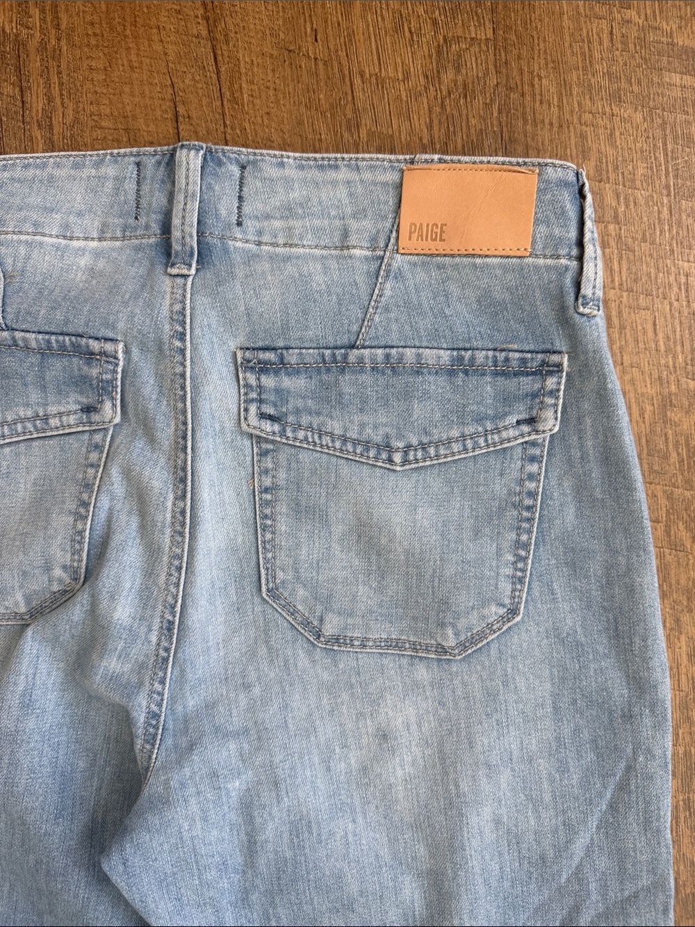 PAIGE Women’s Mayslie Soft Denim Light Wash Jogger Size 25 - Picture 9 of 11